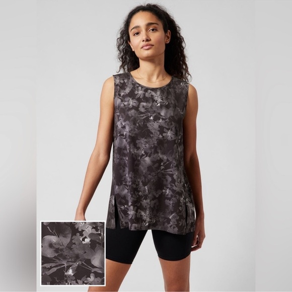Athleta Refined Zephyr Tank Top Black & Gray Floral UPF Quick Dry Small NWT - Picture 3 of 9